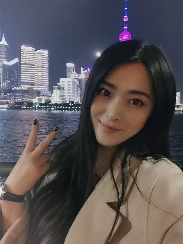 酒后微醺炮战骚女 萍萍