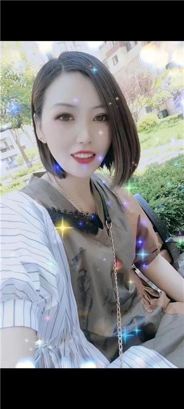 风骚女友身材很好