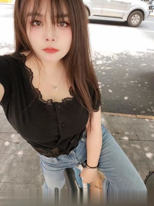 成都e杯美少妇