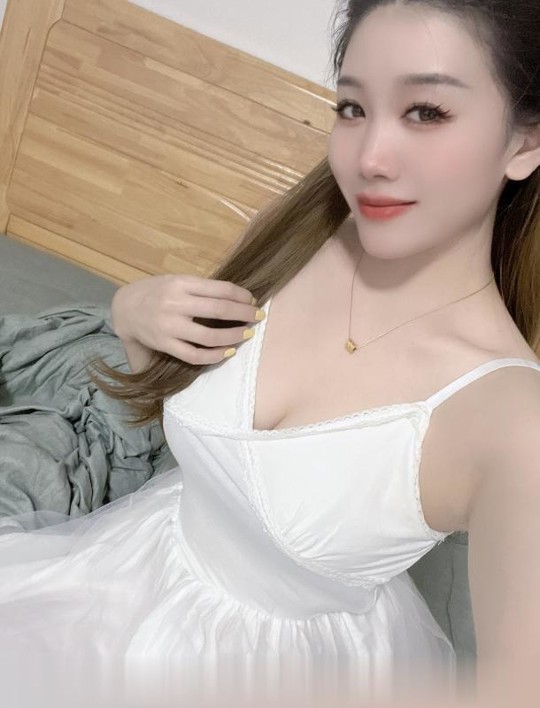 广州杨箕白裙小美妇