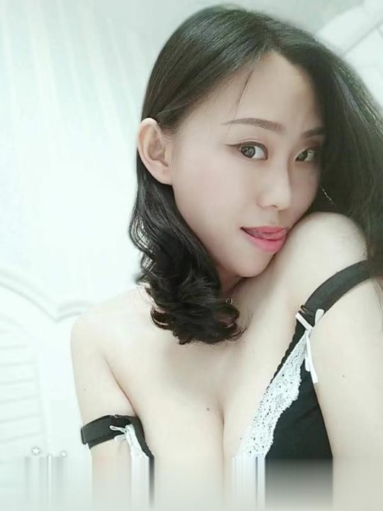 上城骚系魅惑女