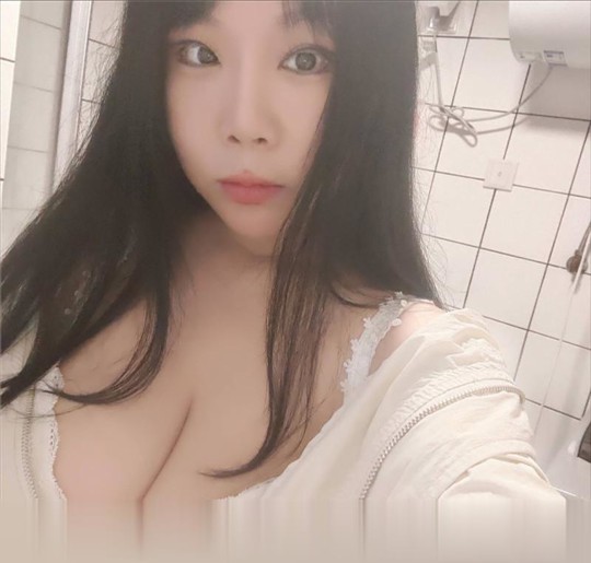 虹口大奶..