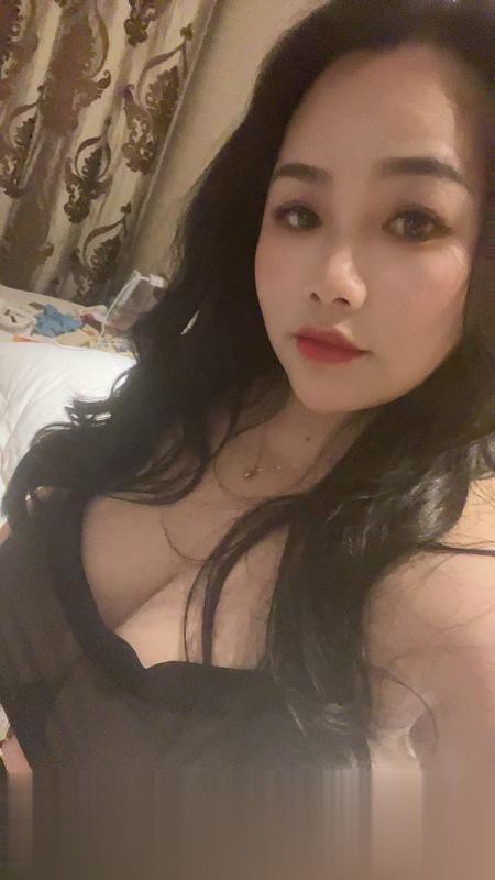 超巨乳御姐.