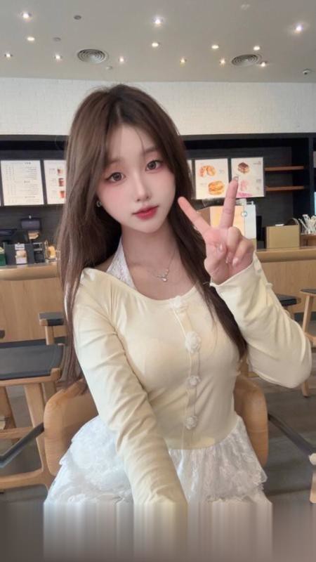 大胸嫩妹晴儿