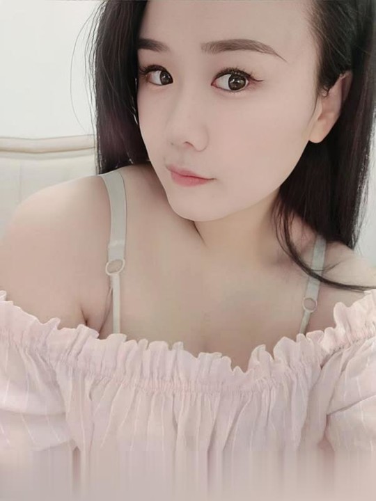 中良翘臀少妇