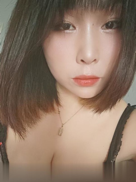 东站柳叶儿.