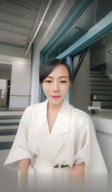 激情舌吻少妇